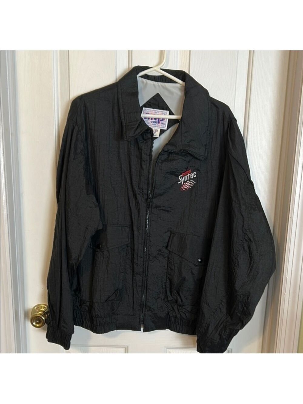MVP Cor inc. Castrol Syntec windbreaker jacket. Size L